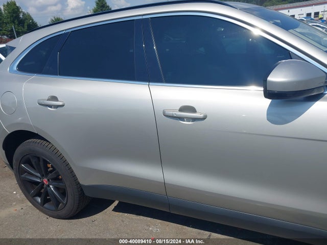 Jaguar F-pace 35t Prestige 2017 SADCK2BV7HA499773 Image 13