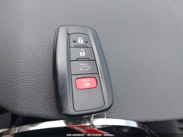 2T3C1RFV2MW117176 Toyota Rav4 Xle Premium