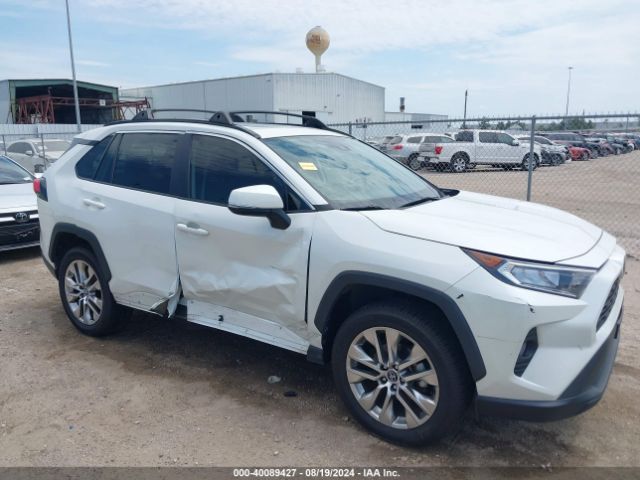 2T3C1RFV2MW117176 Toyota Rav4 Xle Premium