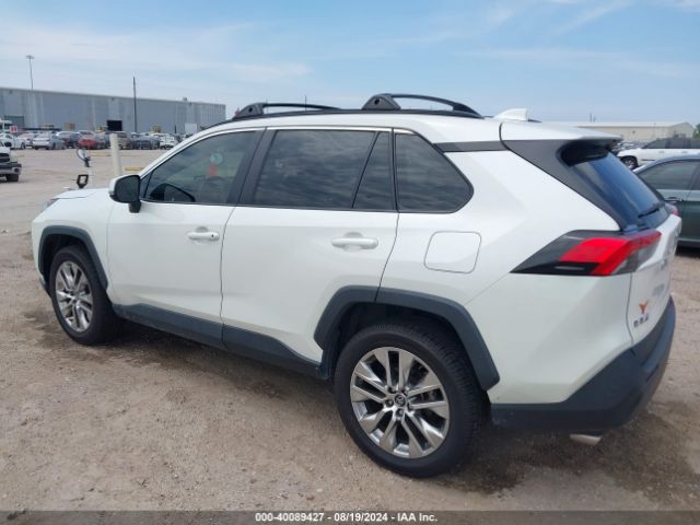 2T3C1RFV2MW117176 Toyota Rav4 Xle Premium