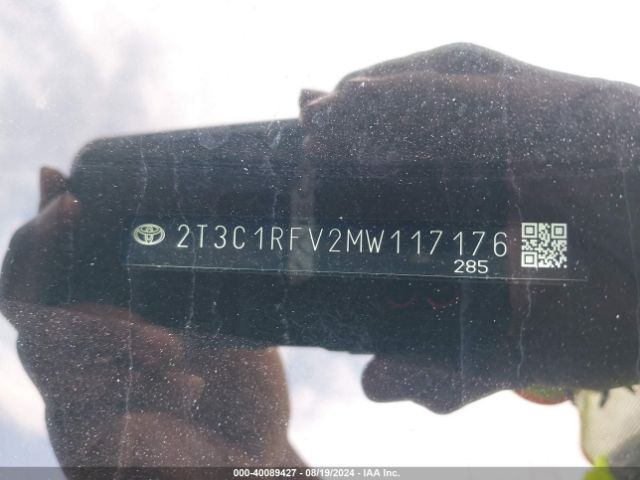 2T3C1RFV2MW117176 Toyota Rav4 Xle Premium