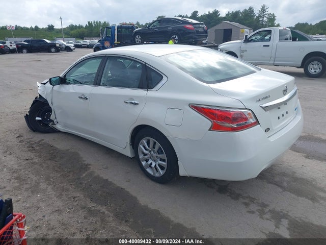 Nissan Altima 2.5 S 2014 1N4AL3AP8EC319862 Image 3