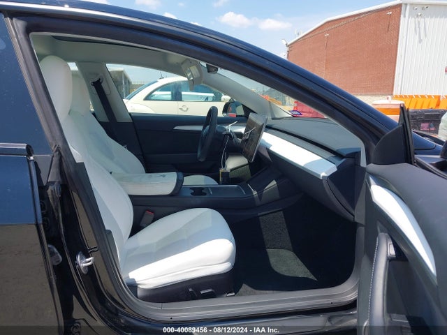 2023 TESLA MODEL 3 5YJ3E1EA5PF513178 Photo 4