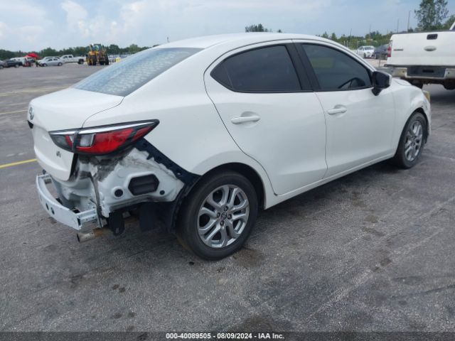 3MYDLBZV1GY128266 Scion IA