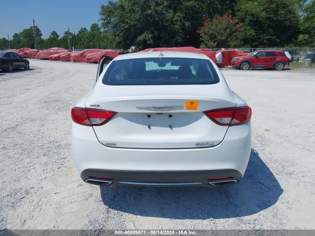 Chrysler 200 C 2015 1C3CCCEG1FN512555 Image 16