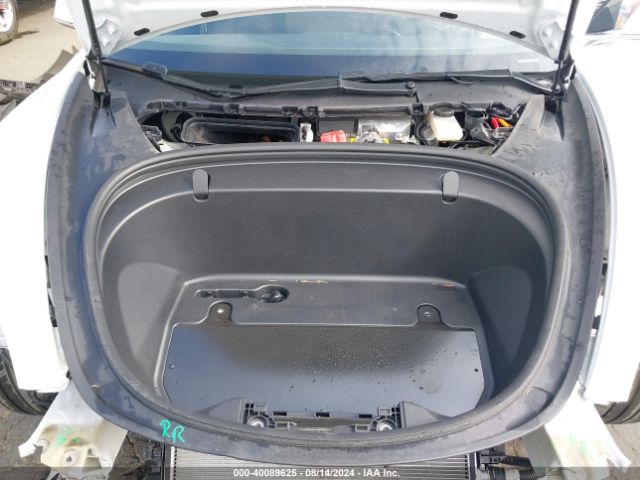 5YJ3E1EA5JF161873 Tesla Model 3 Long Range/mid Range