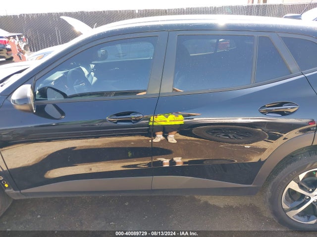 40089729 :رقم المزاد ، KL77LGE20RC112122 vin ، 2024 Chevrolet Trax Fwd 1rs مزاد بيع