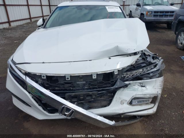 1HGCV2F90JA024263 Honda Accord Touring 2.0t
