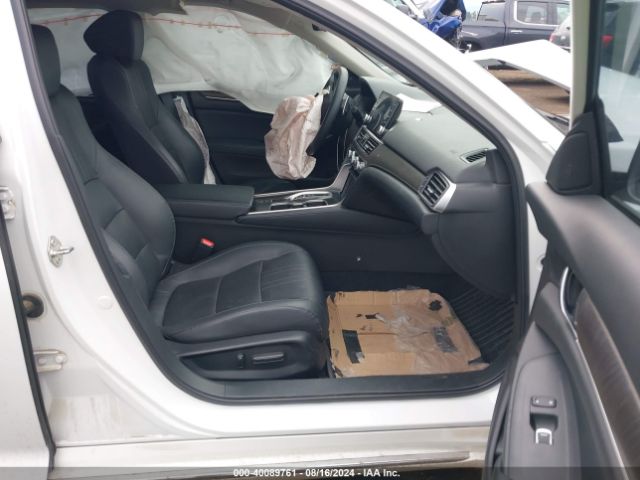 1HGCV2F90JA024263 Honda Accord Touring 2.0t
