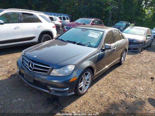 WDDGF8AB6EA939480 Mercedes-Benz C 300 Luxury 4matic/sport 4matic