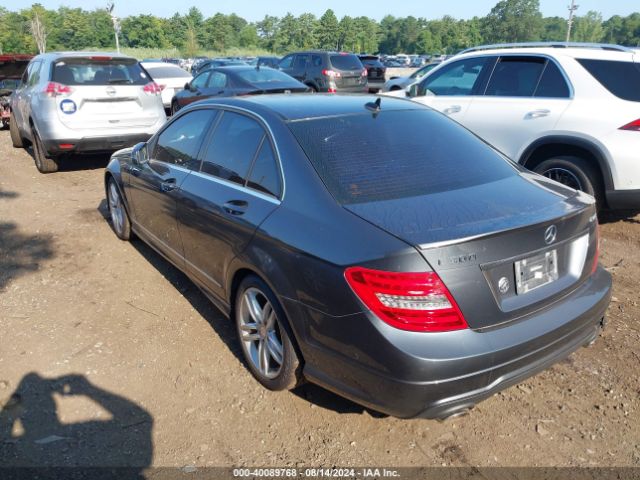 WDDGF8AB6EA939480 Mercedes-Benz C 300 Luxury 4matic/sport 4matic