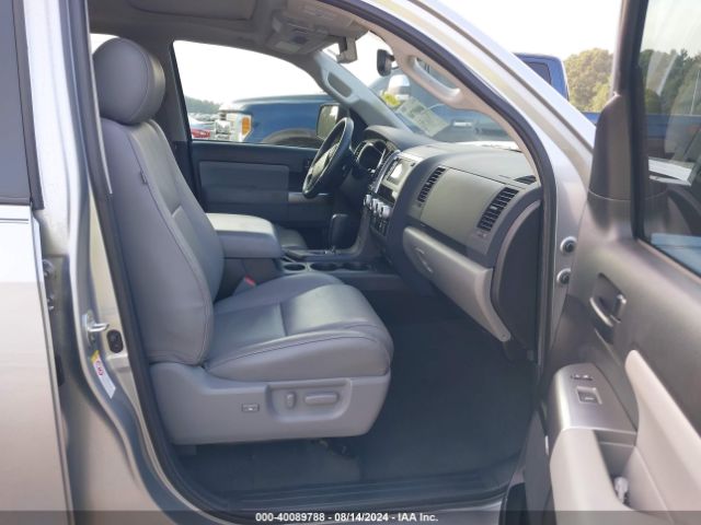 5TDZY5G19LS075163 Toyota Sequoia Sr5