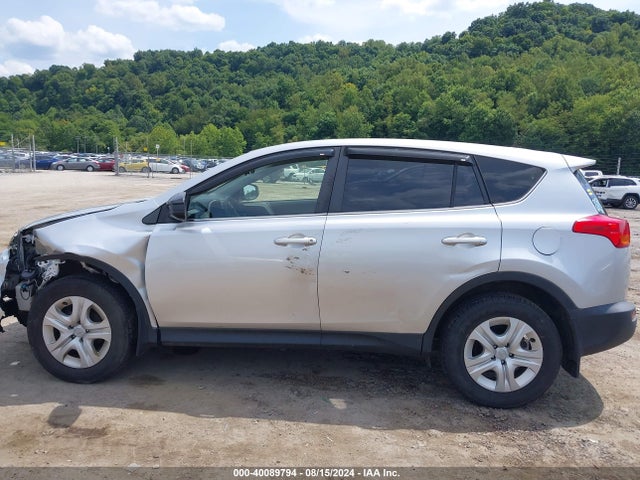 Toyota RAV4 LE 2014 JTMBFREVXEJ004395 Image 14