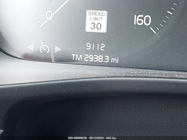 YV4162UK5L2323704 Volvo Xc40 T5 Momentum