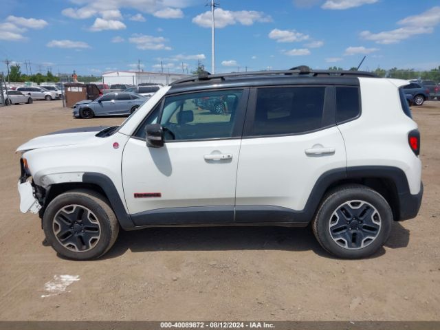 ZACCJBCT3GPD39433 Jeep Renegade Trailhawk