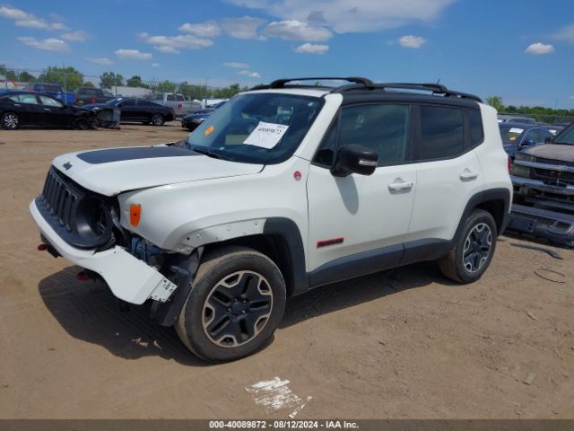 ZACCJBCT3GPD39433 Jeep Renegade Trailhawk
