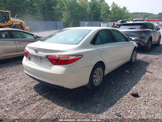 Toyota CAMRY LE 2015 4T1BF1FK2FU959743 Image 4