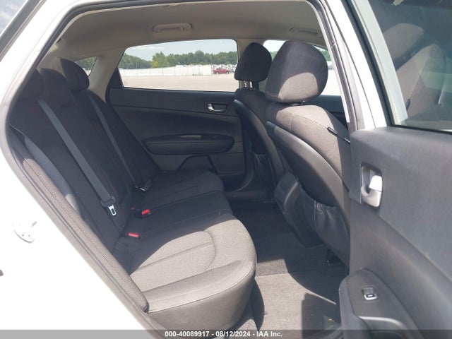 KIA Optima Lx 2017 5XXGT4L36HG158145 Image 8
