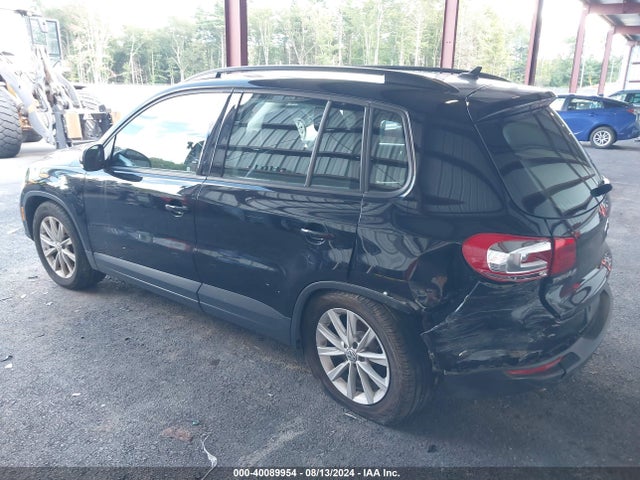 WVGBV7AX8HK044371 Volkswagen Tiguan 2.0t/2.0t S