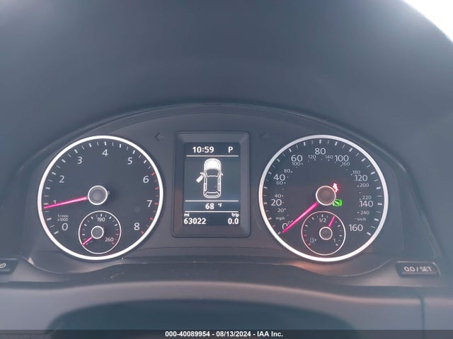 WVGBV7AX8HK044371 Volkswagen Tiguan 2.0t/2.0t S