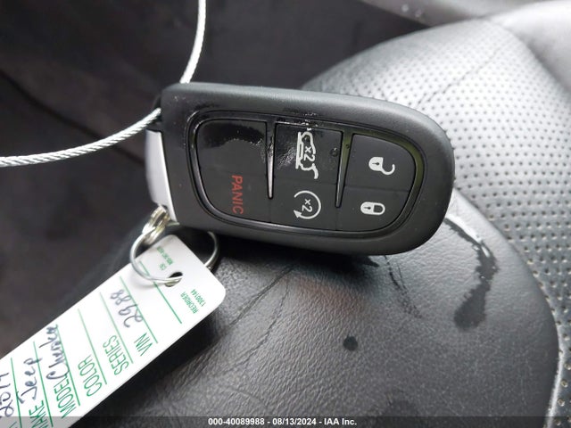1C4PJLDB0KD232988 Jeep Cherokee Limited Fwd