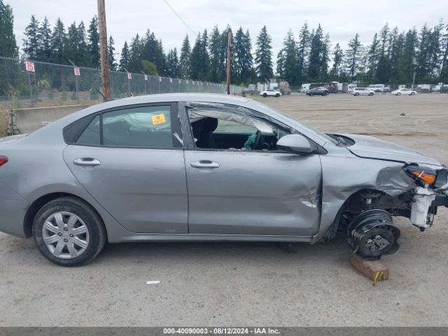 3KPA24AD1ME401965 KIA RIO S