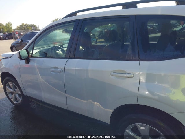 Subaru Forester 2.5i Premium 2016 JF2SJADC3GH540942 Image 15