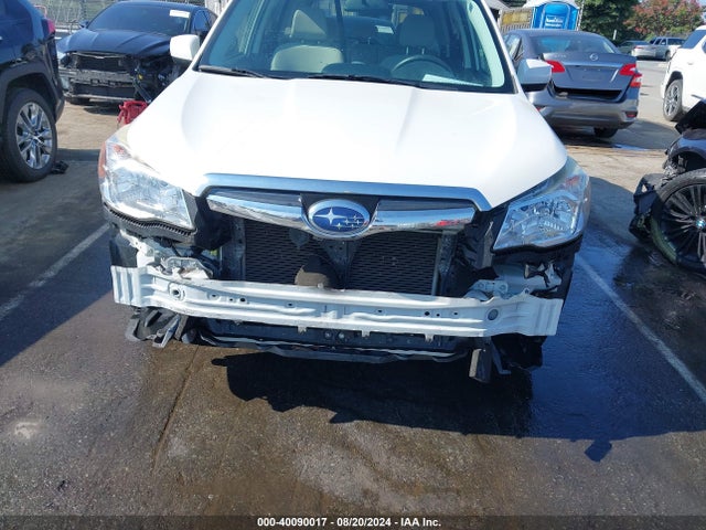 Subaru Forester 2.5i Premium 2016 JF2SJADC3GH540942 Image 6