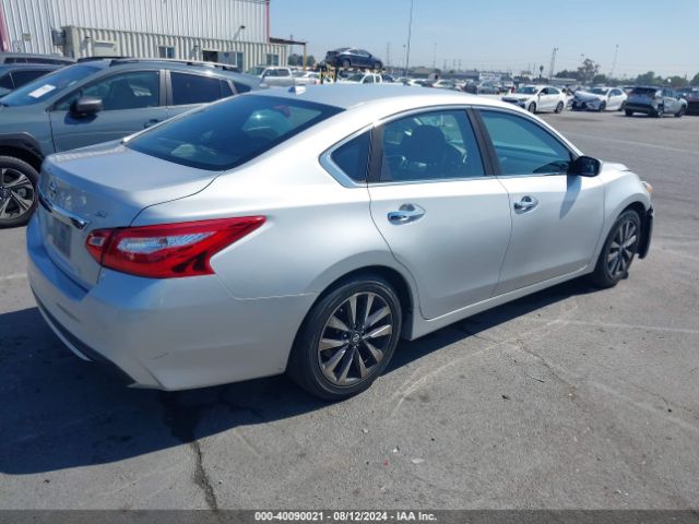 1N4AL3AP0HC293651 Nissan Altima 2.5 Sv