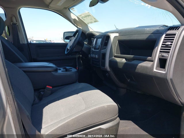 3C6RR6KG5PG550852 RAM 1500 Classic Tradesman  4x2 5'7 Box