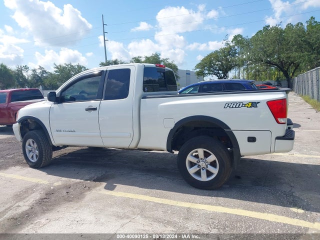 Nissan Titan Pro-4x 2015 1N6BA0CC8FN500752 Image 14