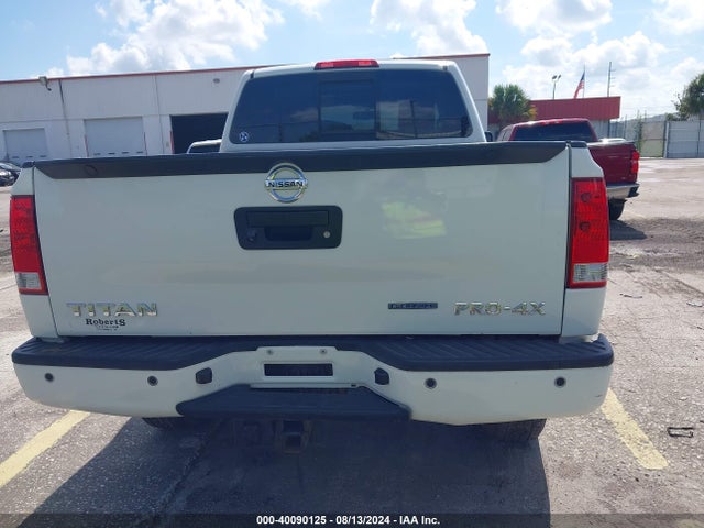 Nissan Titan Pro-4x 2015 1N6BA0CC8FN500752 Image 16