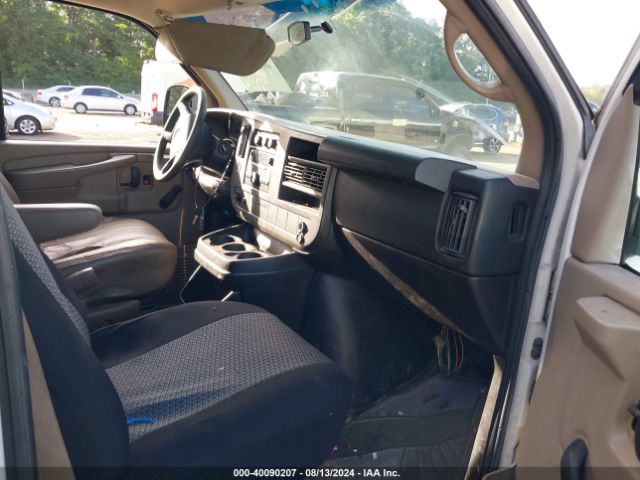 2013 CHEVROLET EXPRESS 1500 1GCSHAF43D1131862 Photo 4