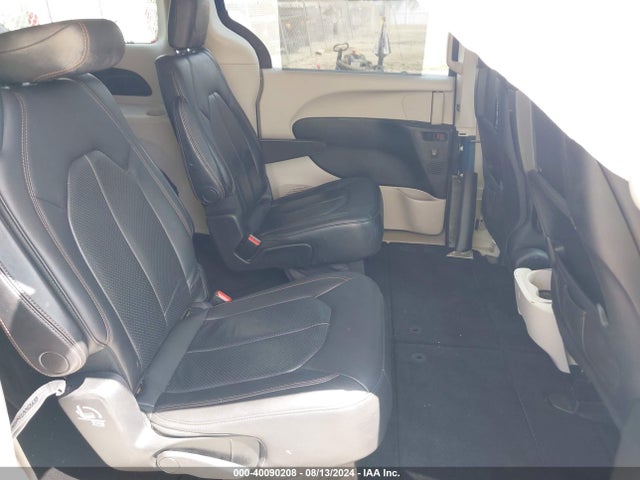 2C4RC1EG9JR157253 Chrysler Pacifica Touring L Plus