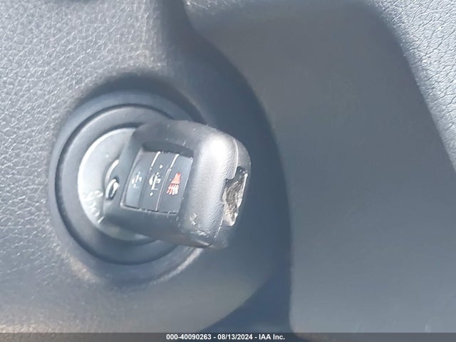 Nissan ROGUE S 2018 5N1AT2MT1JC790674 Image 11
