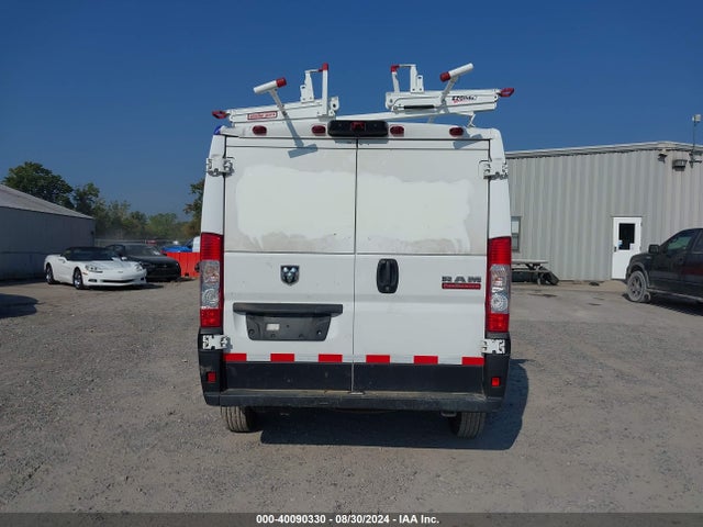 40090330 :رقم المزاد ، 3C6LRVAG4ME553606 vin ، 2021 Ram Promaster 1500 Low Roof 136 Wb مزاد بيع