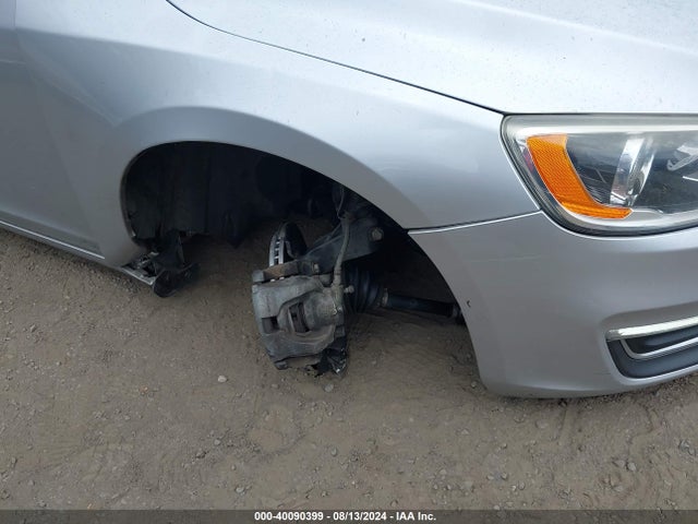 Volvo S60 T5 Premier 2015 YV140MFBXF1307948 Image 6