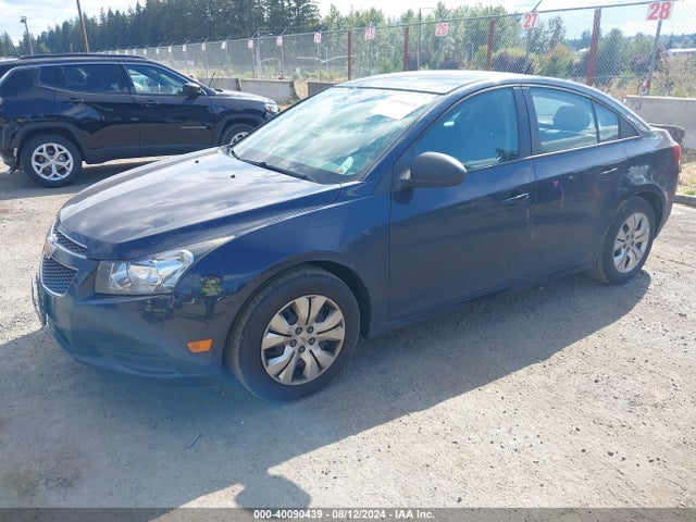 Chevrolet Cruze Ls Manual 2014 1G1PB5SG0E7141299 Image 2