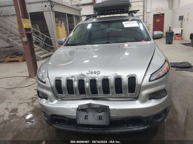 1C4PJMCS6HW567368 Jeep Cherokee Latitude 4x4