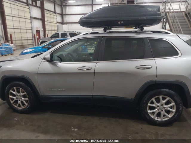 1C4PJMCS6HW567368 Jeep Cherokee Latitude 4x4