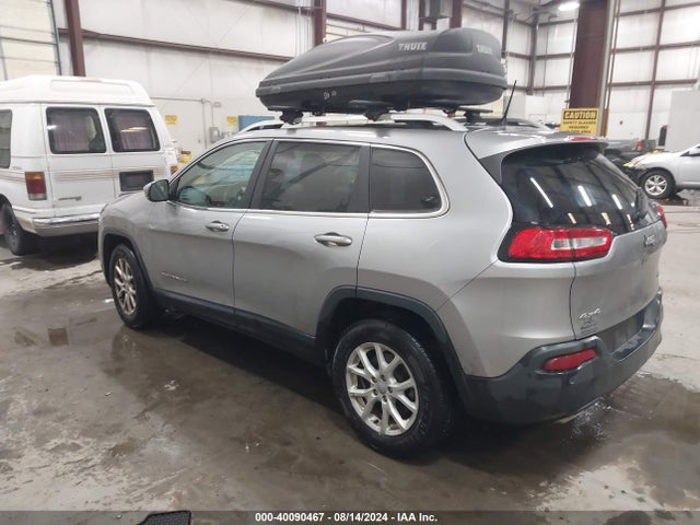 1C4PJMCS6HW567368 Jeep Cherokee Latitude 4x4