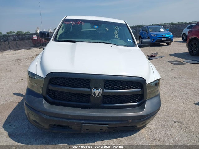 1C6RR7FT8HS588289 RAM 1500 Tradesman Quad Cab 4x4 6'4 Box