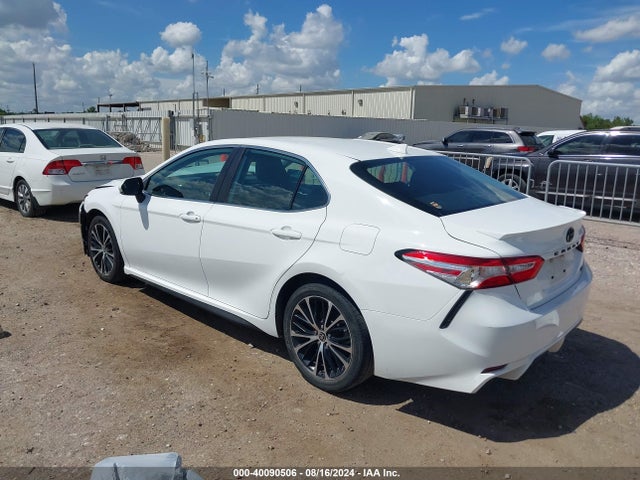 Toyota CAMRY SE 2020 4T1M11AK7LU975799 Image 3