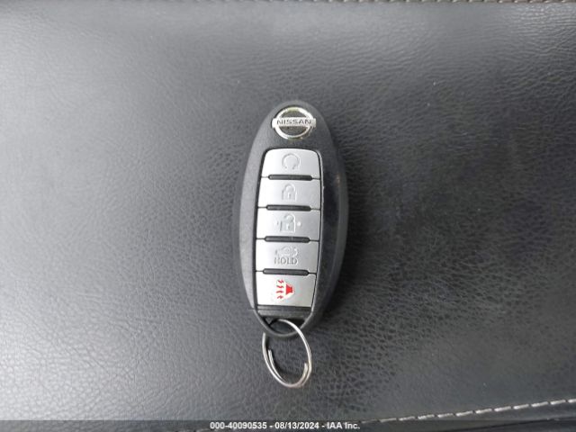 1N4AA6AP1HC374827 Nissan Maxima 3.5 Sl