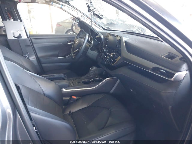 Toyota Highlander Xle 2021 5TDGZRBH0MS135350 Image 5