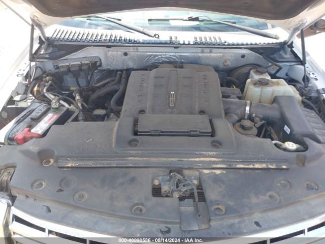 5LMJJ2H51EEL04390 Lincoln Navigator