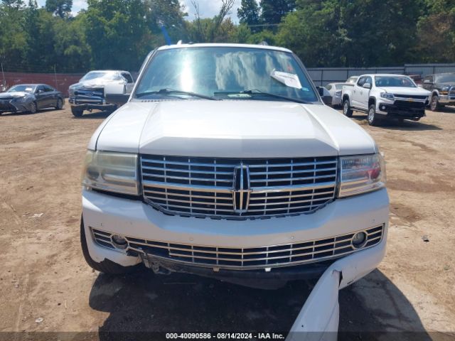 5LMJJ2H51EEL04390 Lincoln Navigator