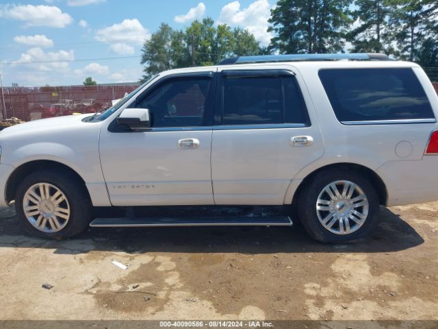 5LMJJ2H51EEL04390 Lincoln Navigator