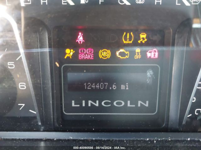5LMJJ2H51EEL04390 Lincoln Navigator