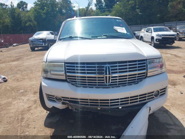 5LMJJ2H51EEL04390 Lincoln Navigator